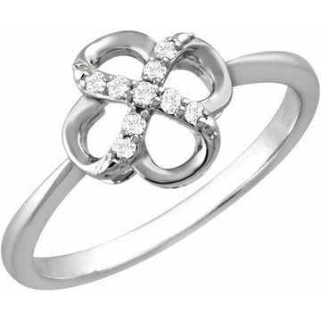 Clover Ring