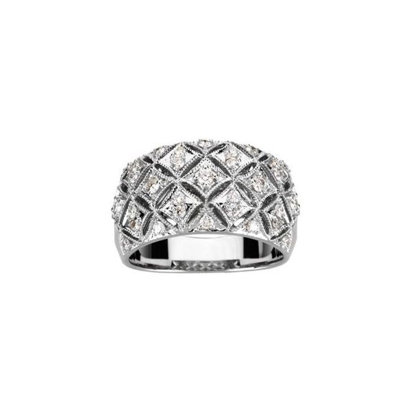 Accented Ring