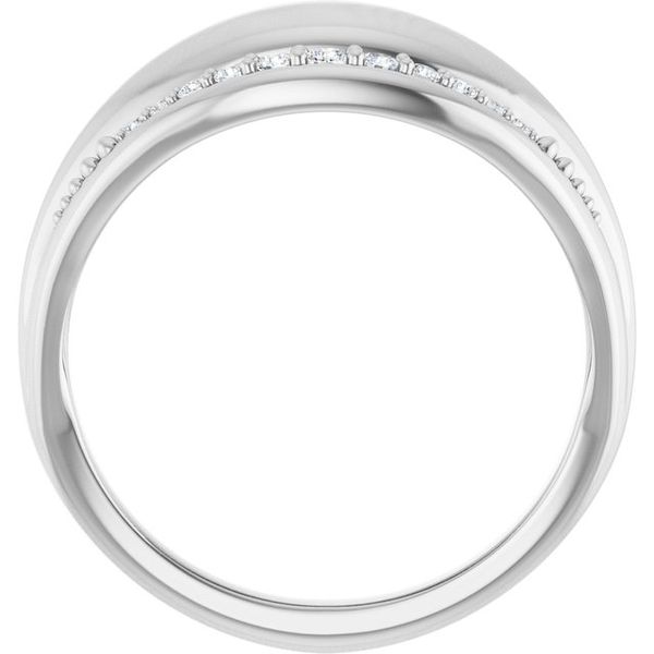 Accented Ring