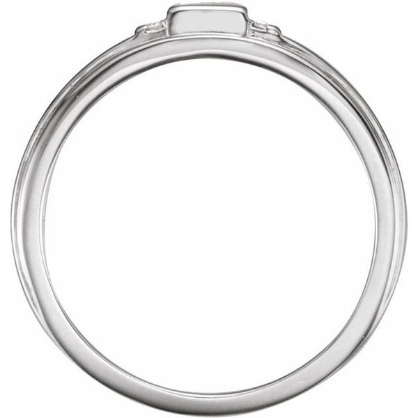 Accented Ring